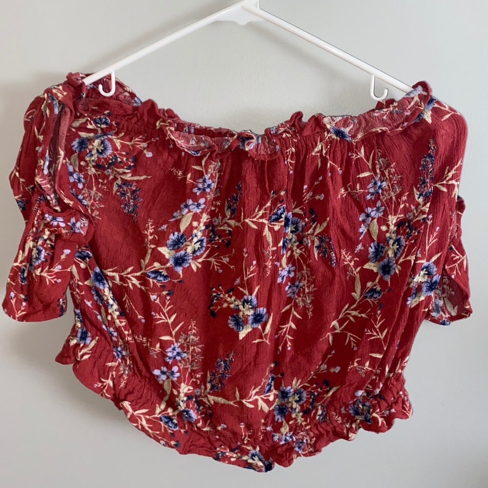 American eagle off the shoulder top